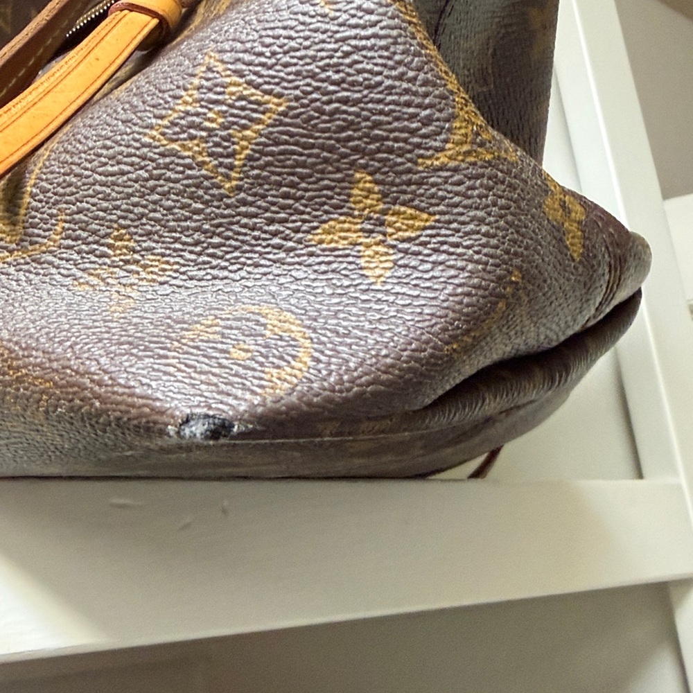 Louis Vuitton Monogram Canvas Tote with Tan Leather Trim Iena MM - Picture 4 of 5